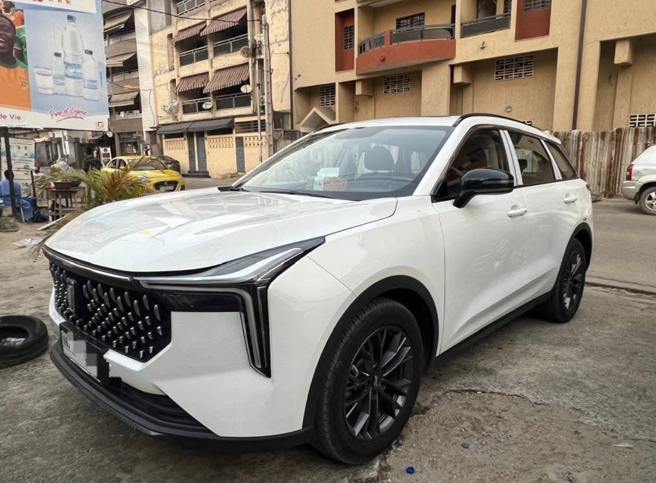 Réservez une votre voiture avant votre arrivée à Abidjan ou en Côte d'ivoire